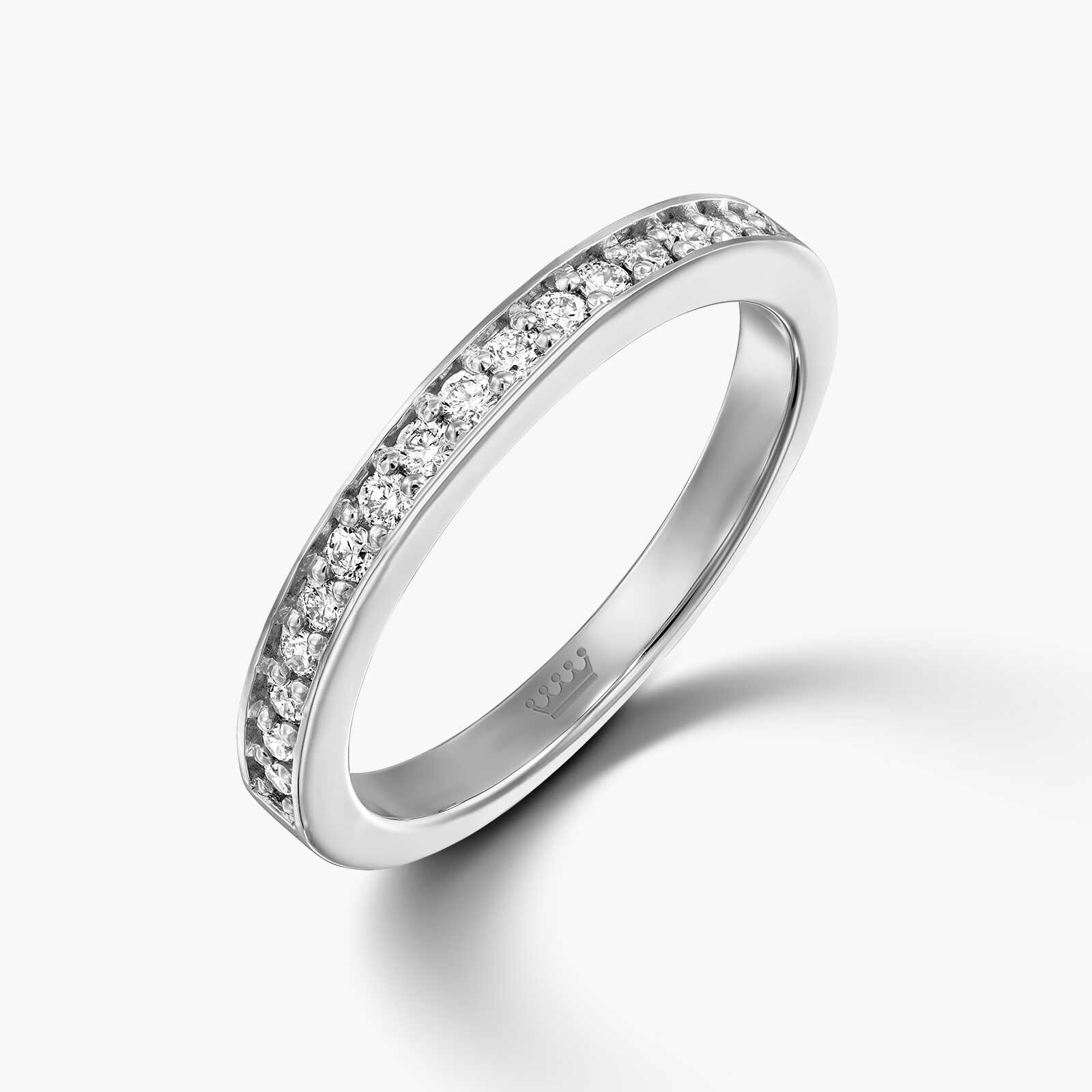 טבעת זהב חצי נישואין משובצת יהלומים