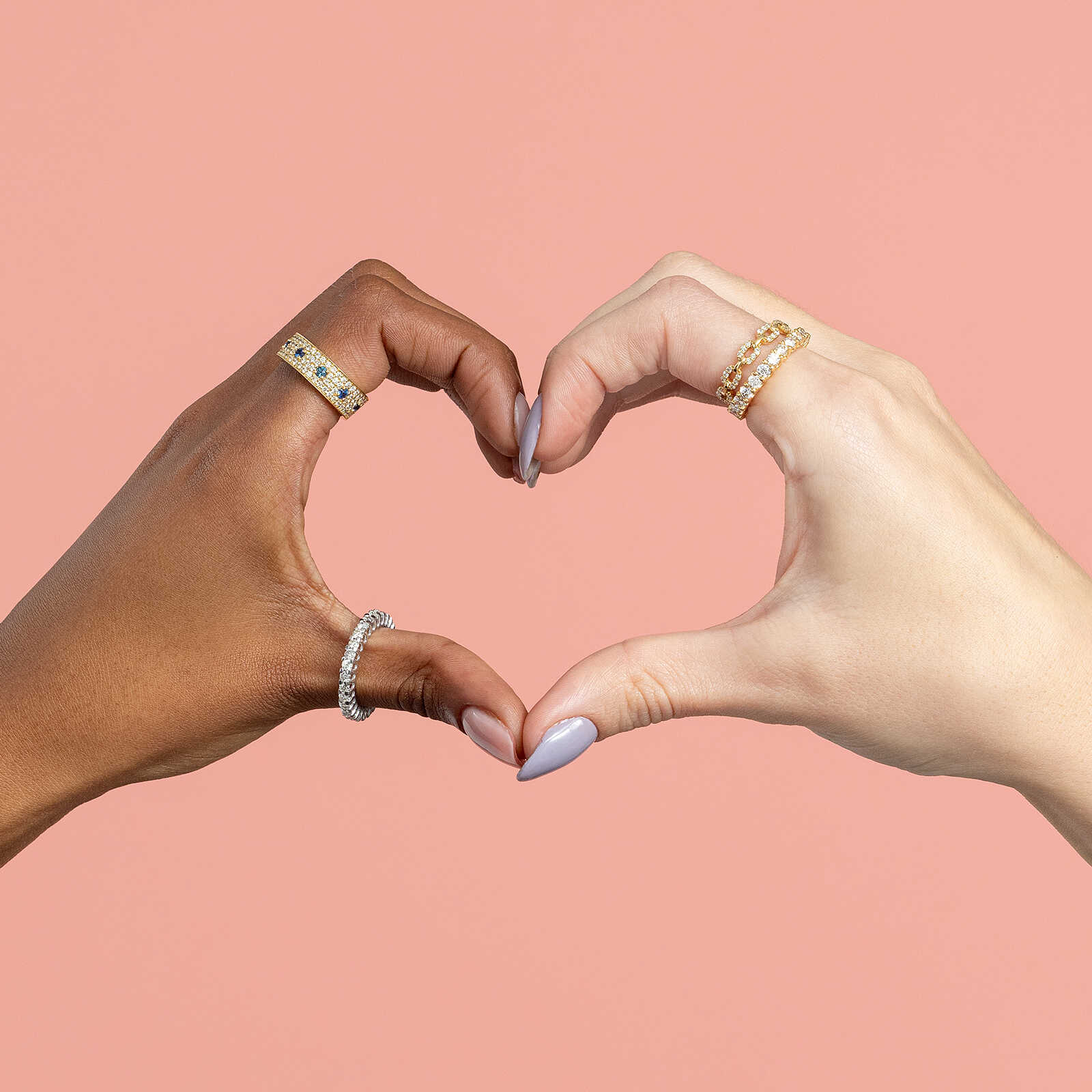 טבעת זהב משובצת יהלומים 360 מעלות