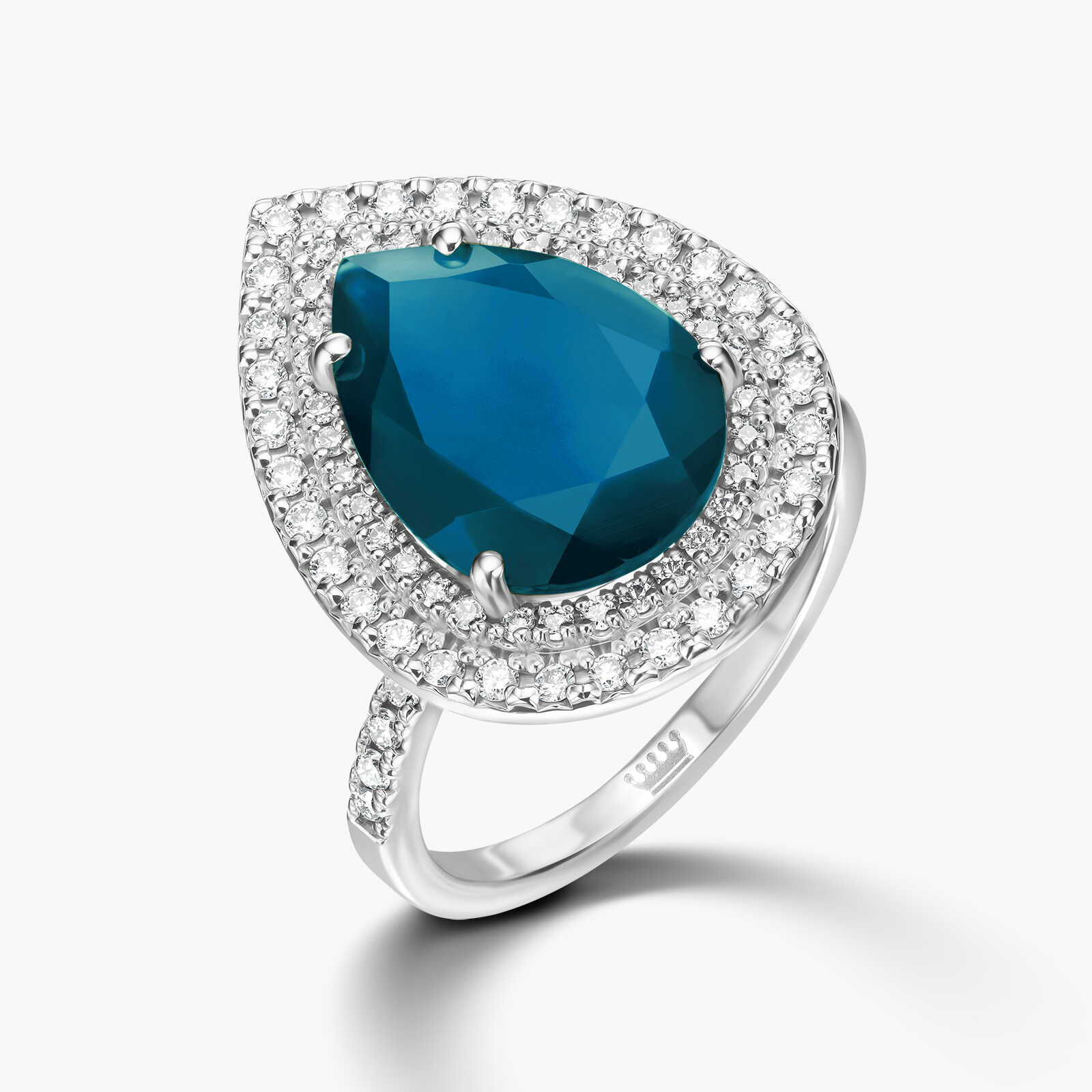 טבעת זהב עם ראש טיפה גדול בשיבוץ בלו לונדון ויהלומים