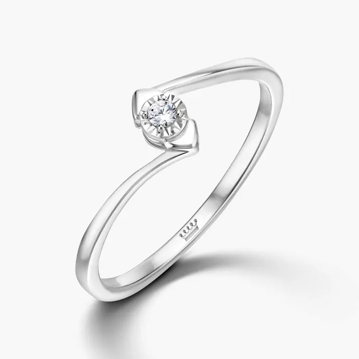 טבעת עין היהלום