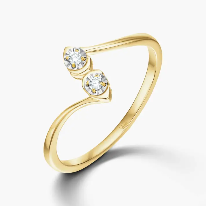 טבעת זהב עם שני קצוות משובצים יהלומים