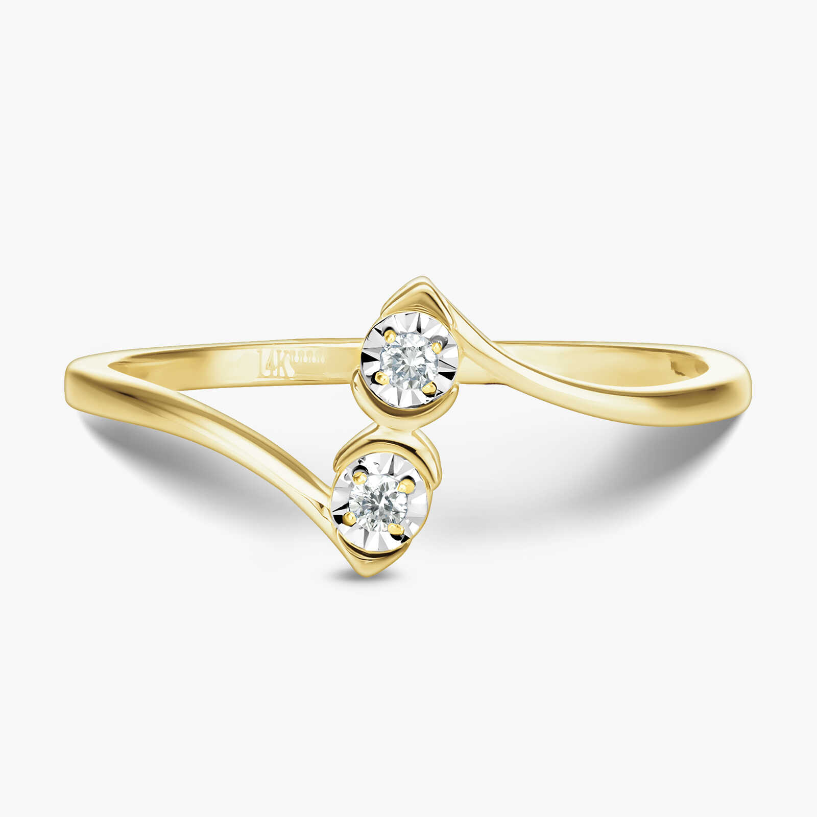 טבעת זהב עם שני קצוות משובצים יהלומים