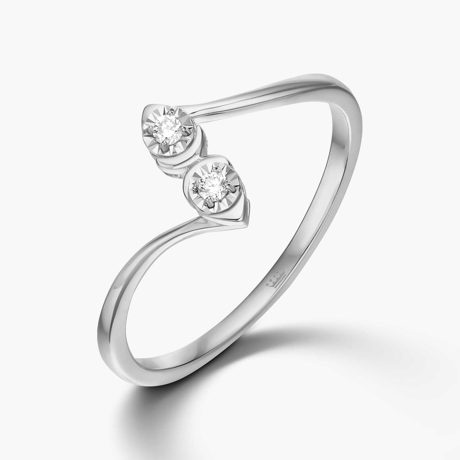 טבעת זהב עם שני קצוות משובצים יהלומים