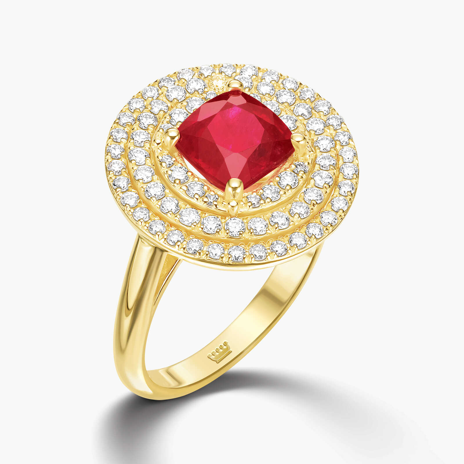 טבעת  RED CENTER משובצת רובי גלס ויהלומים