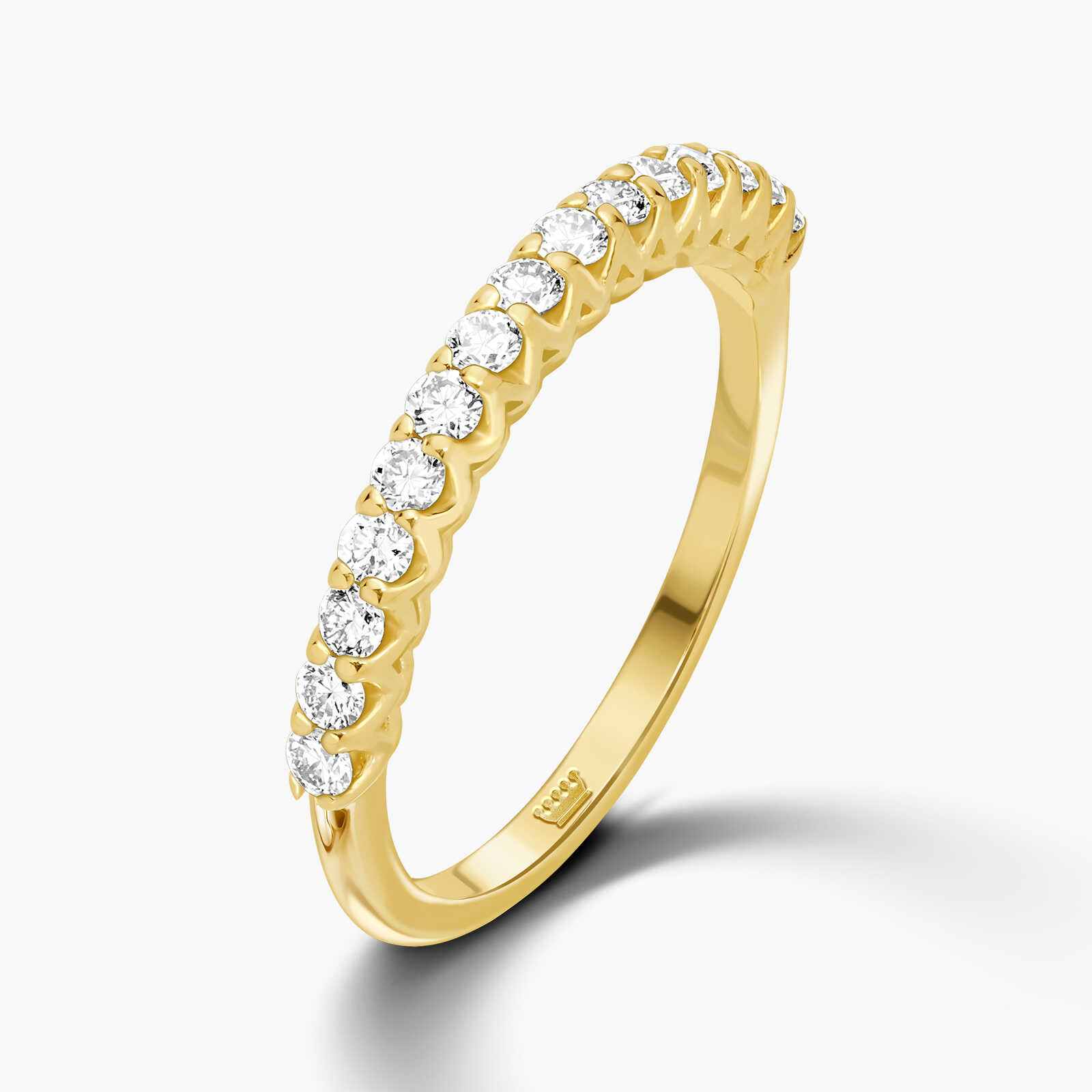 טבעת אלינה- חצי נישואין