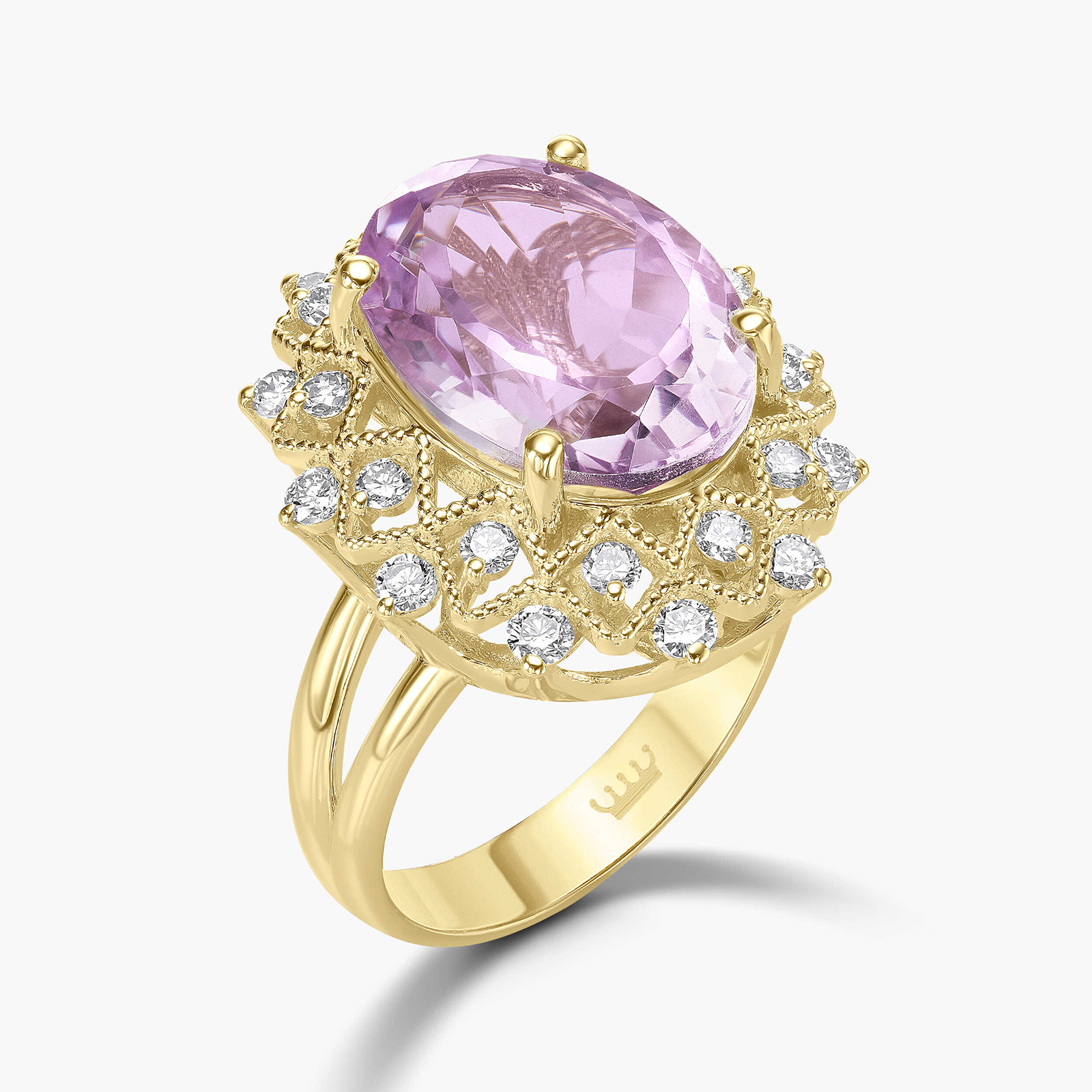 טבעת קייט משובצת יהלומים ואמטיסט