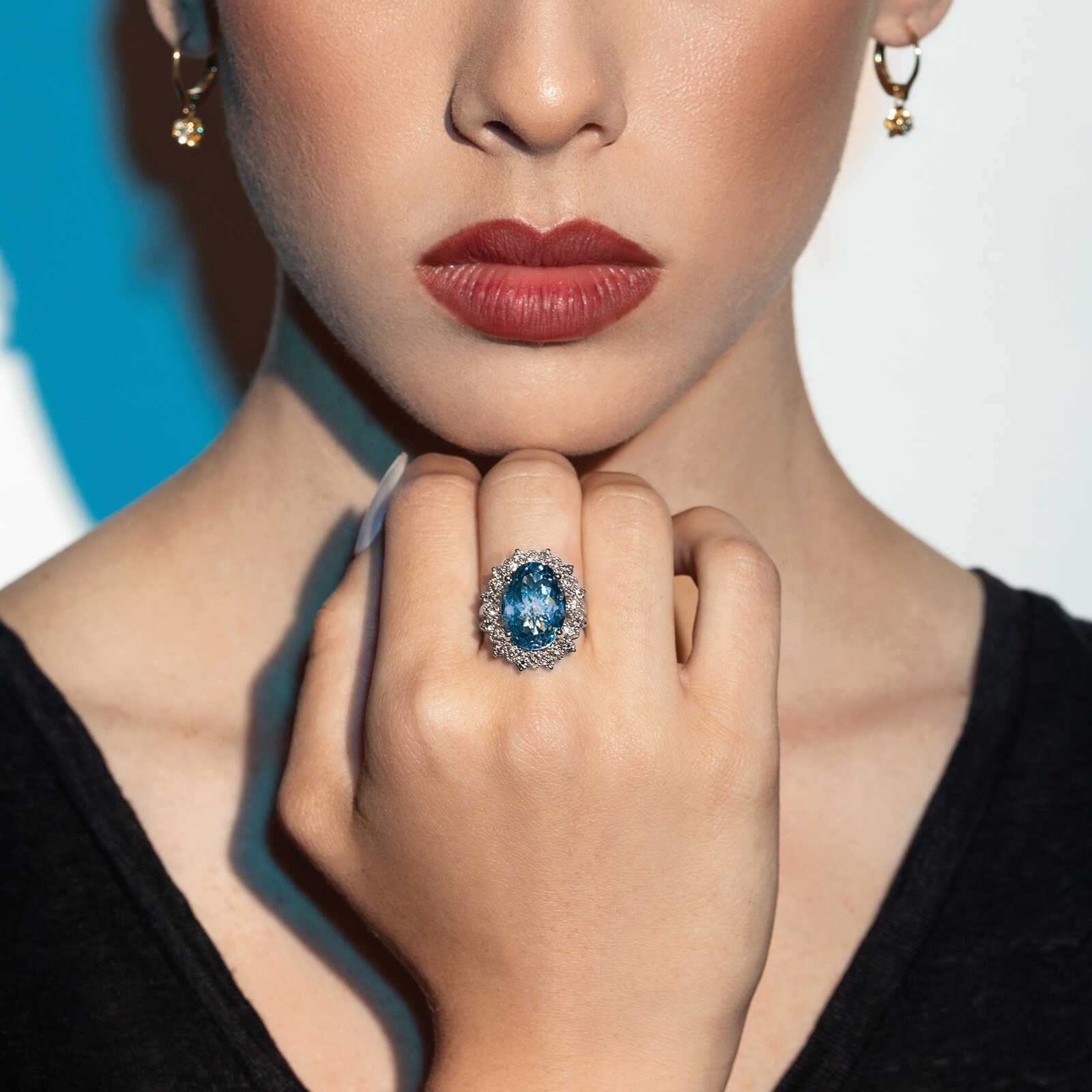 טבעת קייט משובצת יהלומים ובלו לונדון