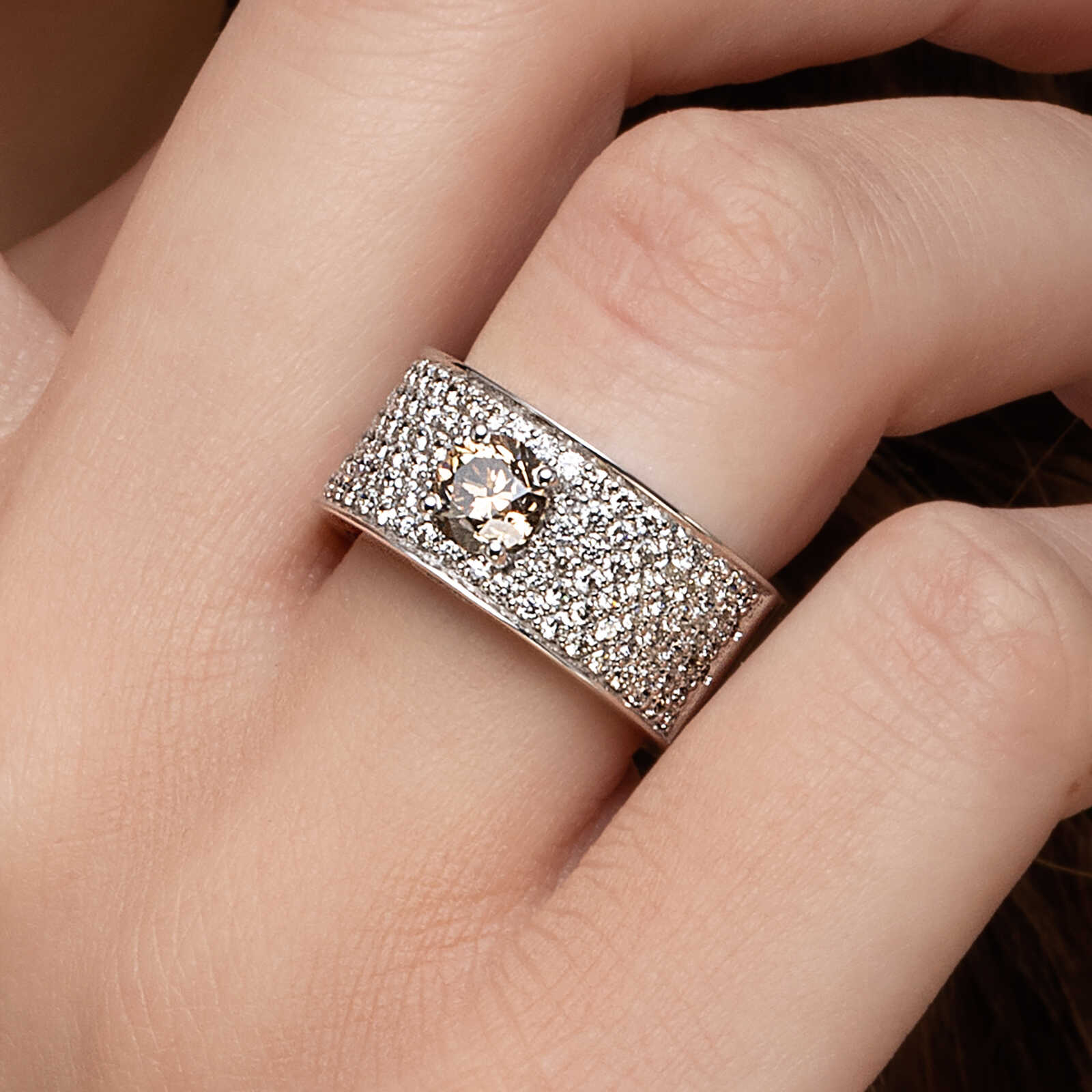 טבעת GLAM משובצת יהלומים