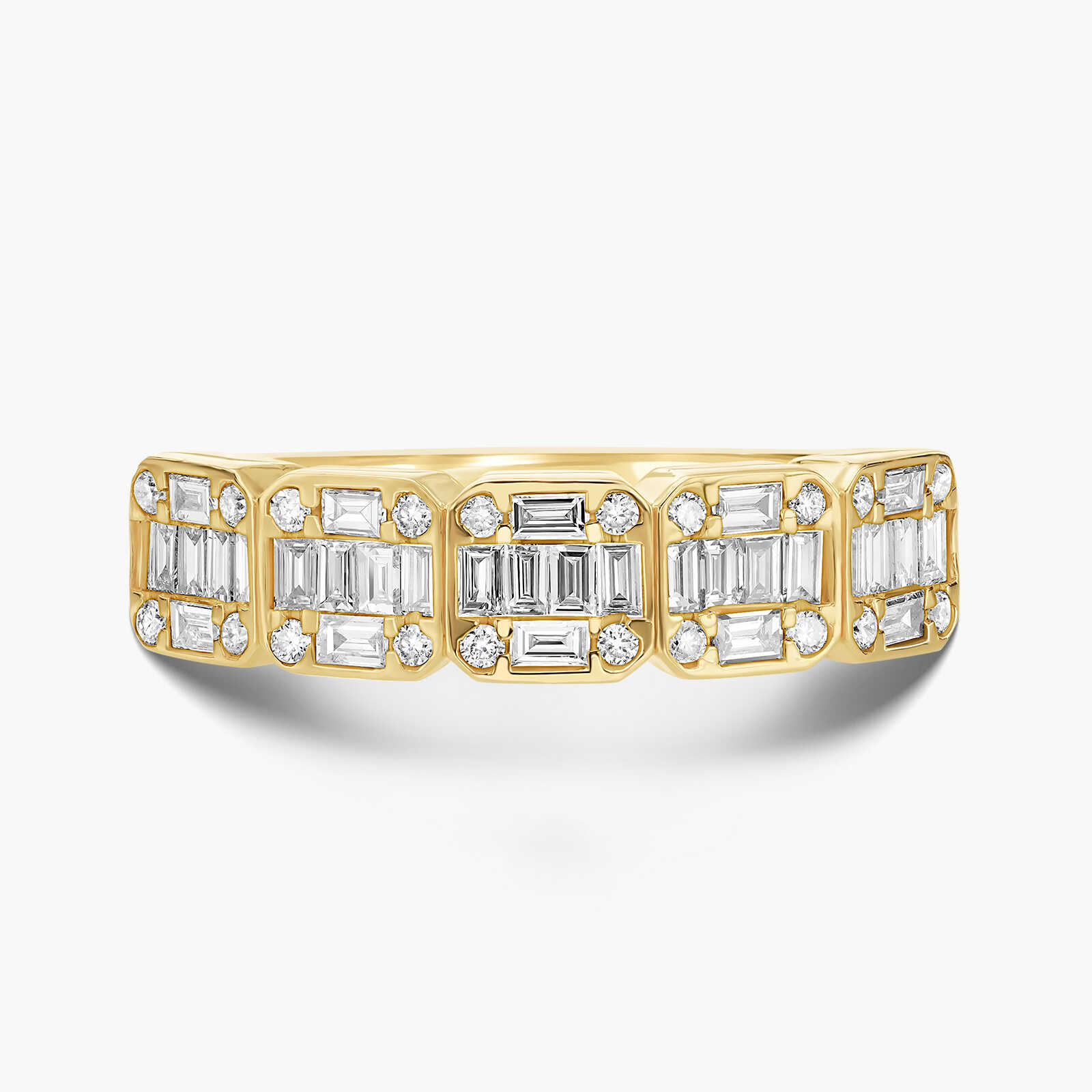 טבעת זהב משובצת יהלומים בחיתוך באגט יוקרתי ועגול