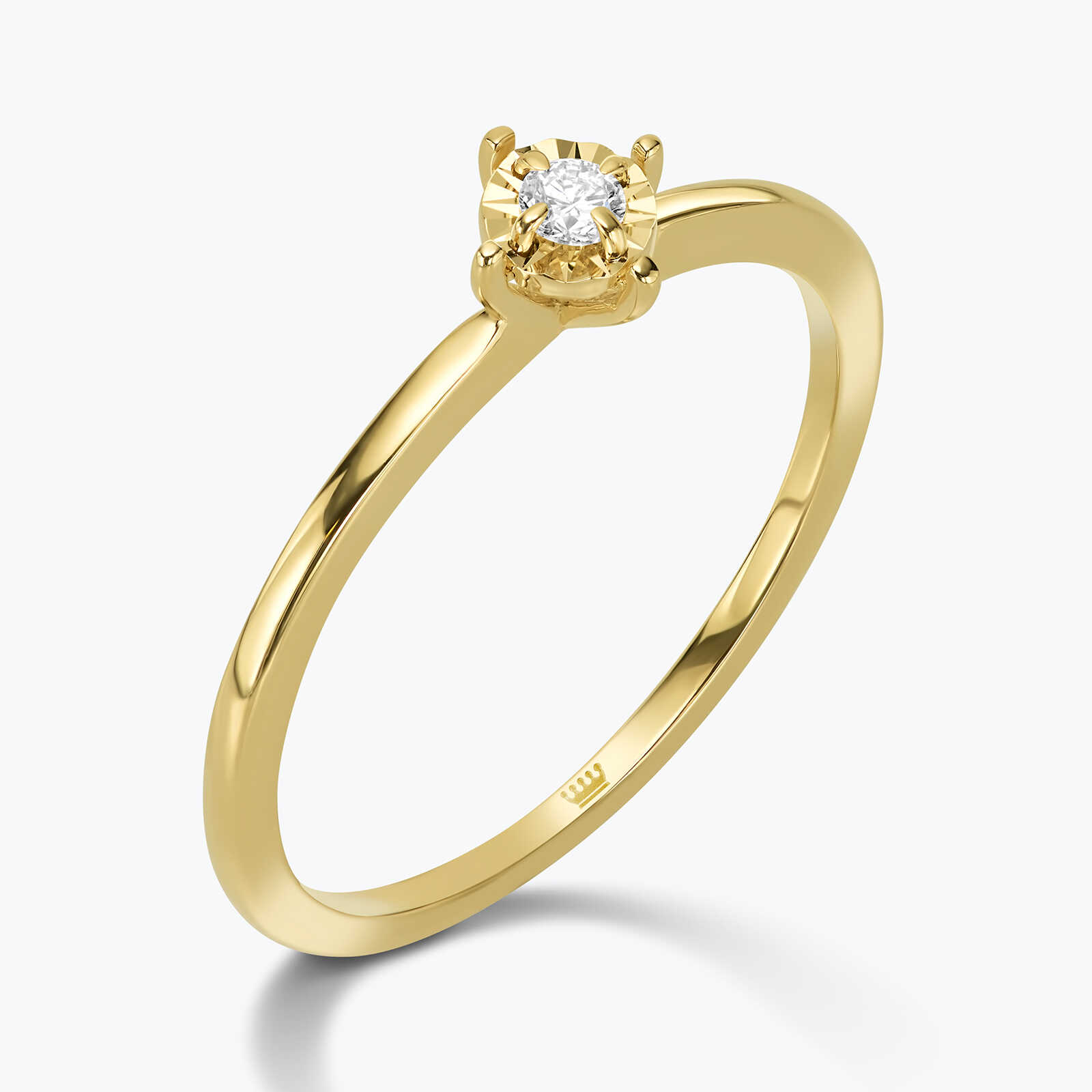 טבעת זהב משובצת יהלום סוליטר