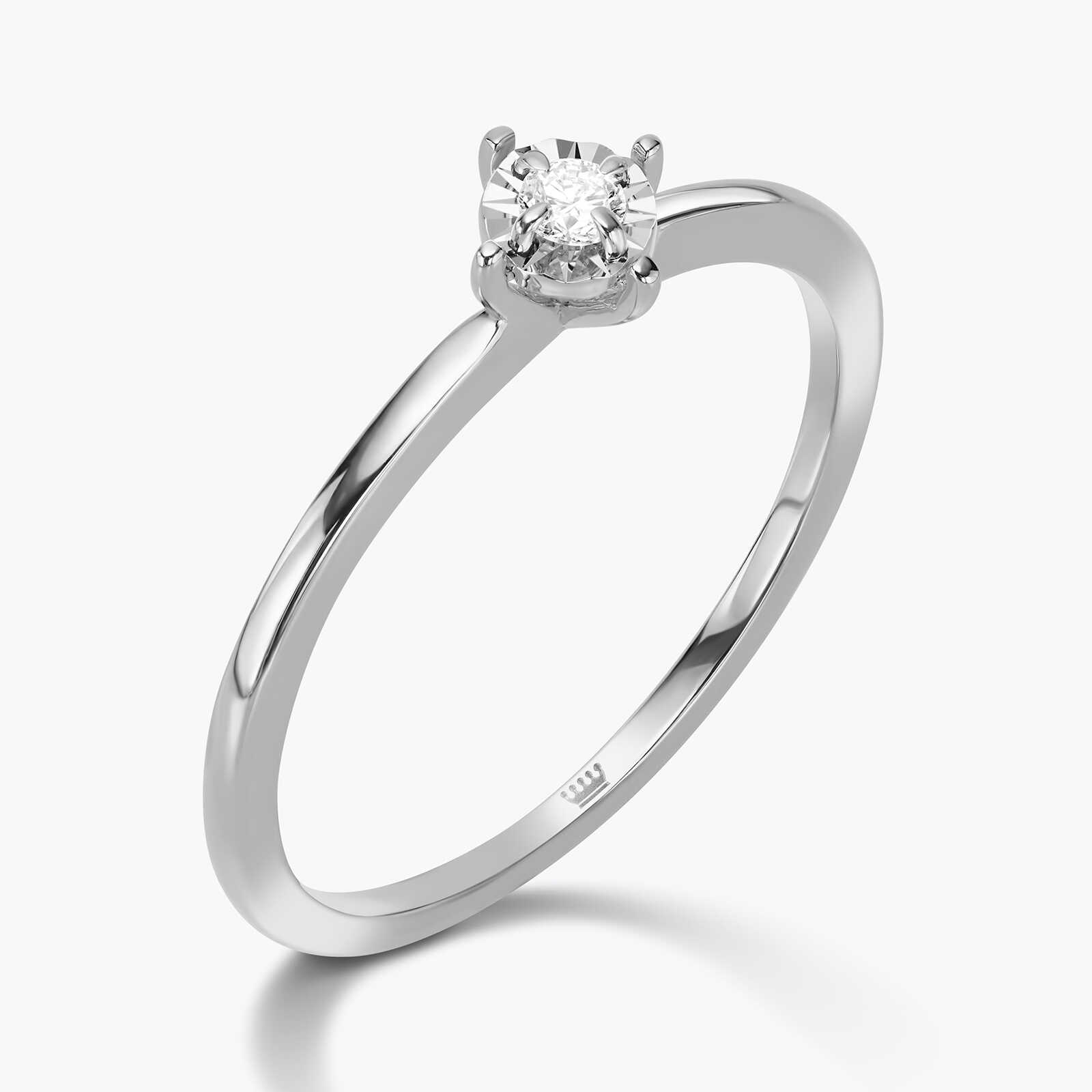 טבעת זהב משובצת יהלום סוליטר