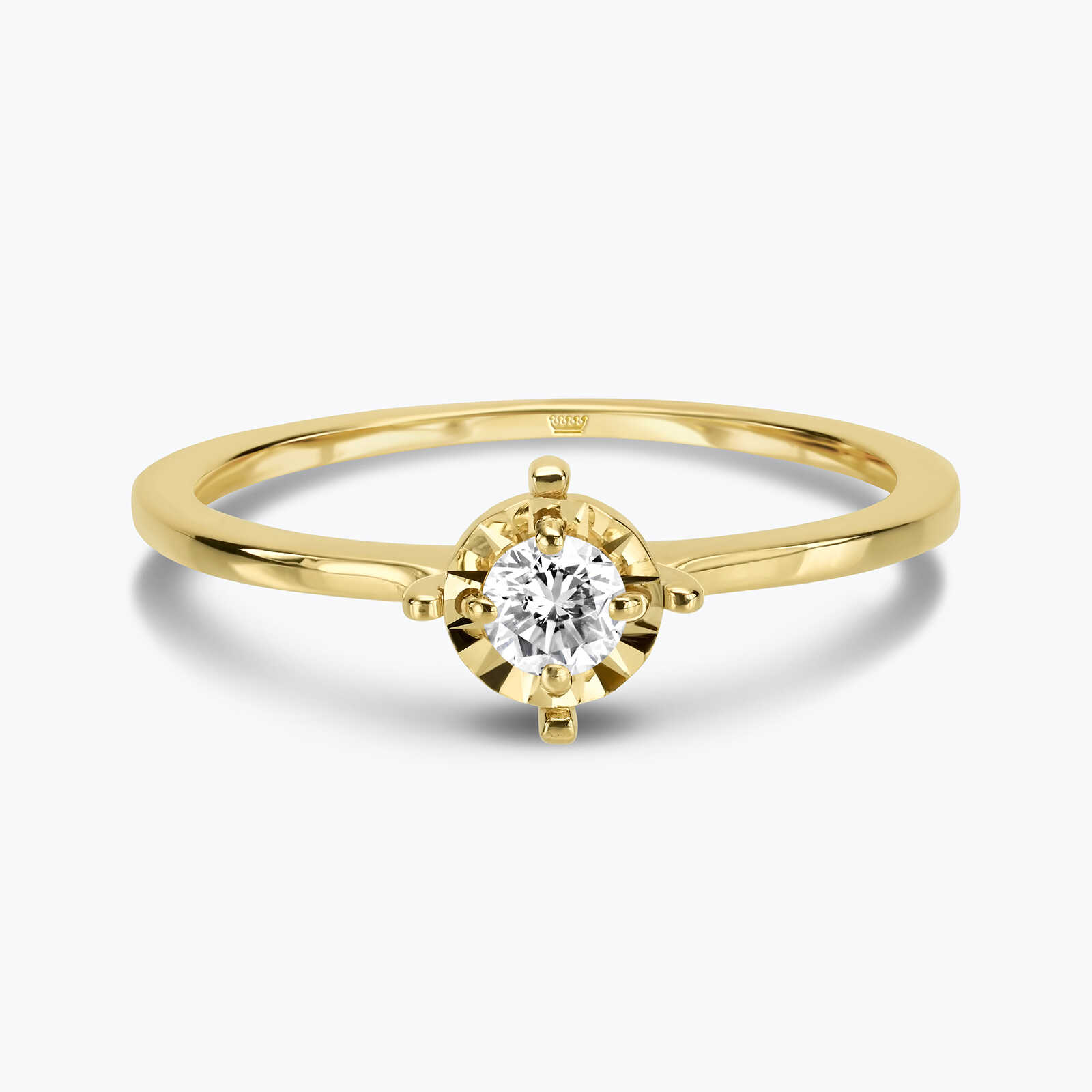 טבעת זהב משובצת יהלום סוליטר