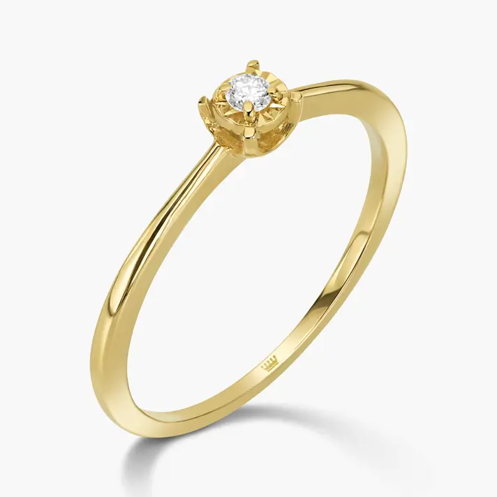טבעת זהב בשיבוץ יהלום סוליטר