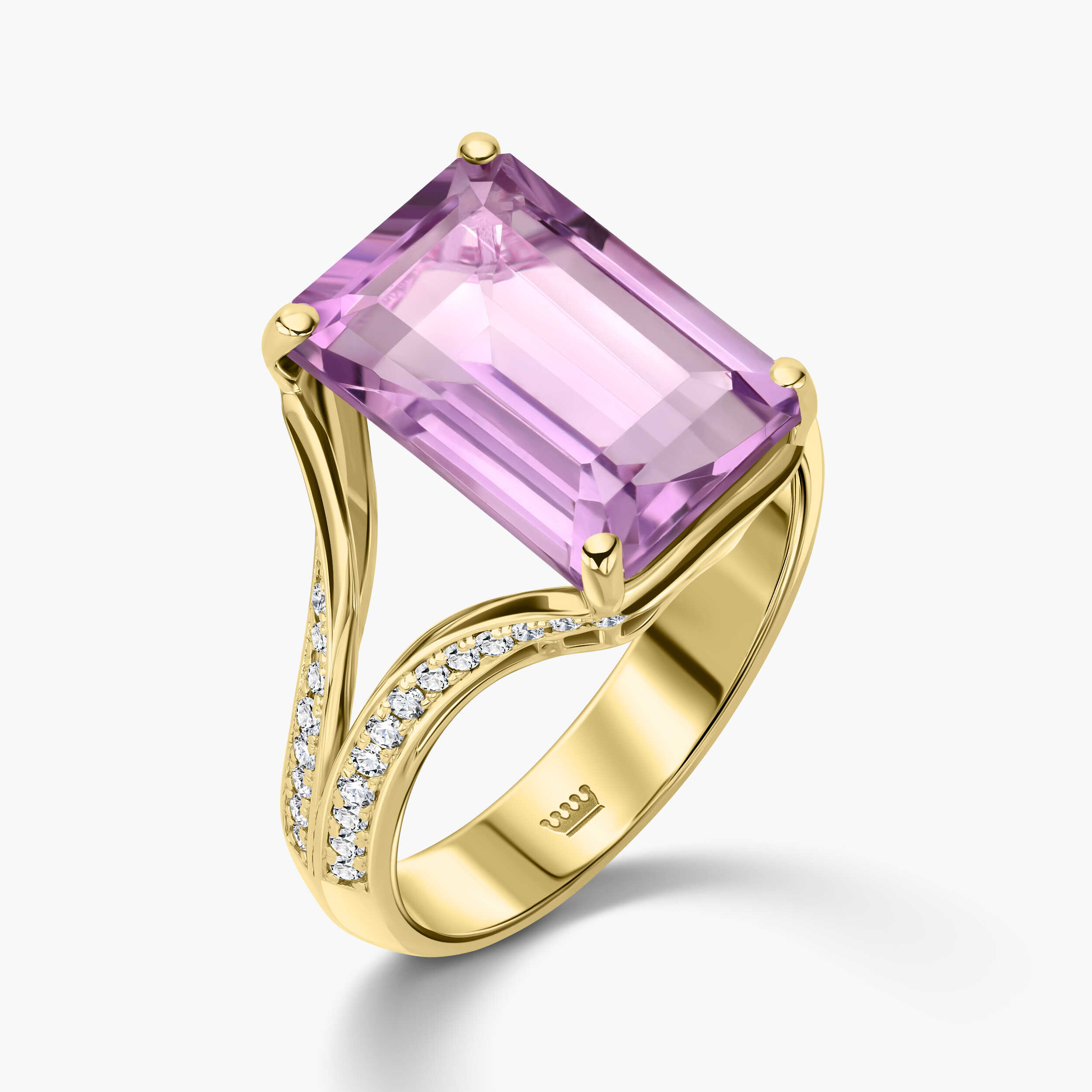 טבעת זהב משובצת אמטיסט ויהלומים