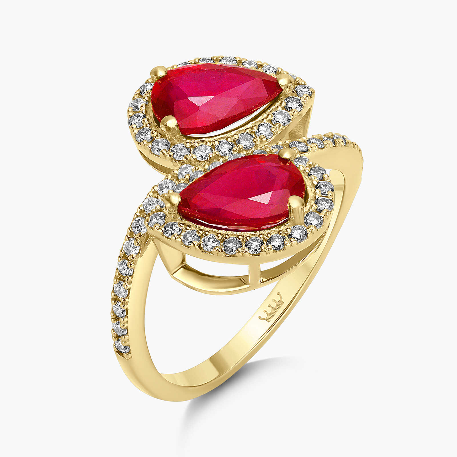 טבעת מרלן בשיבוץ רובי גלס ויהלומים