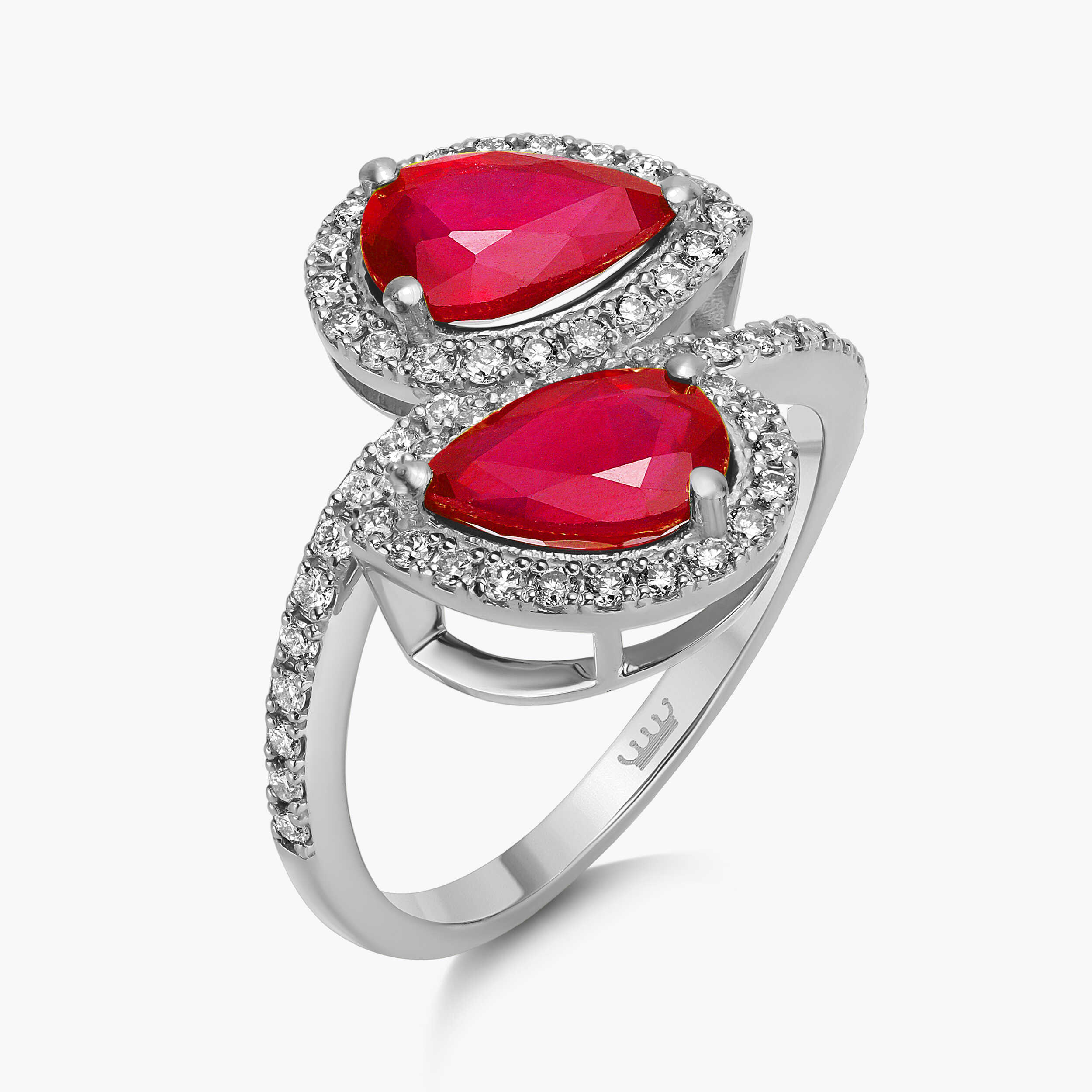 טבעת מרלן בשיבוץ רובי גלס ויהלומים