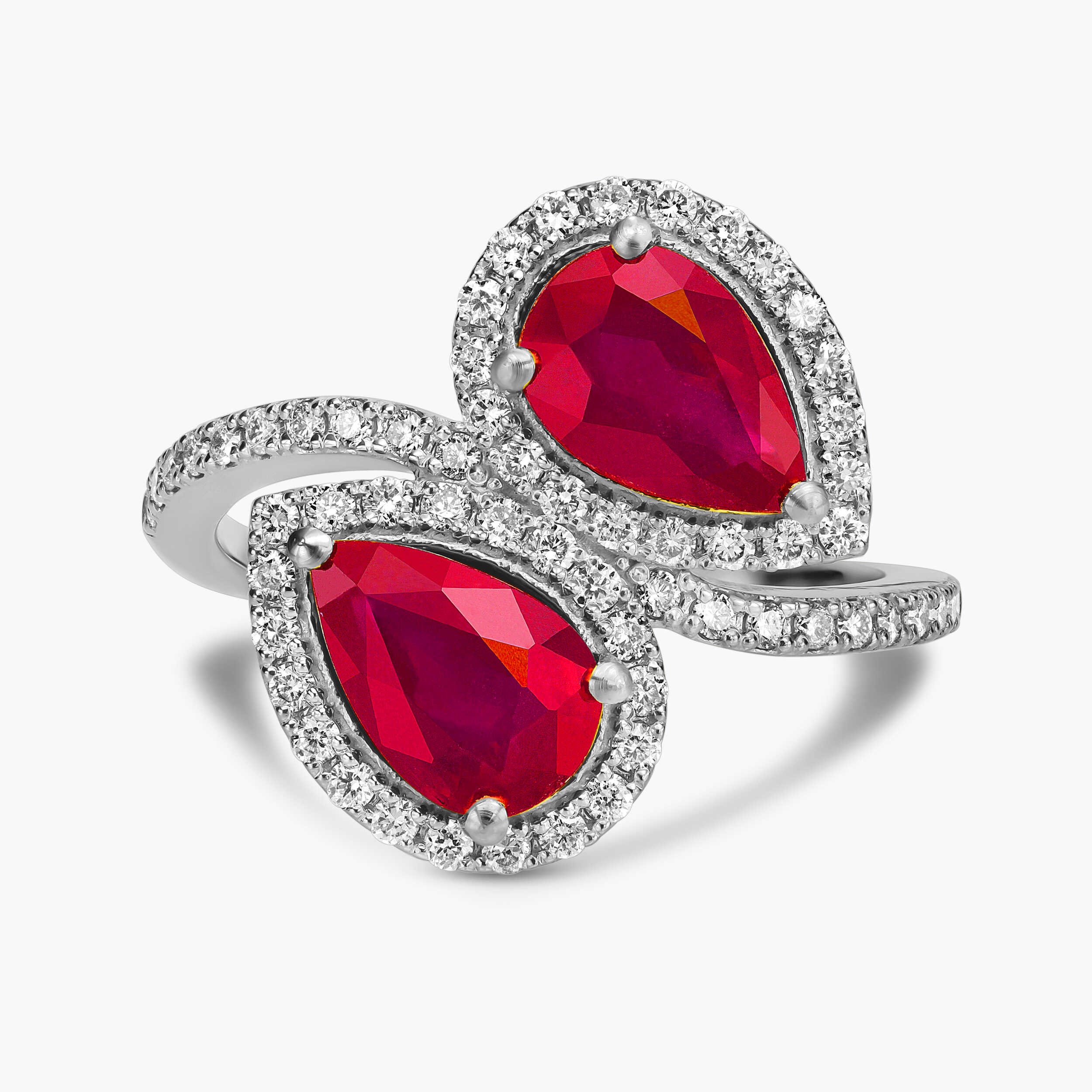 טבעת מרלן בשיבוץ רובי גלס ויהלומים