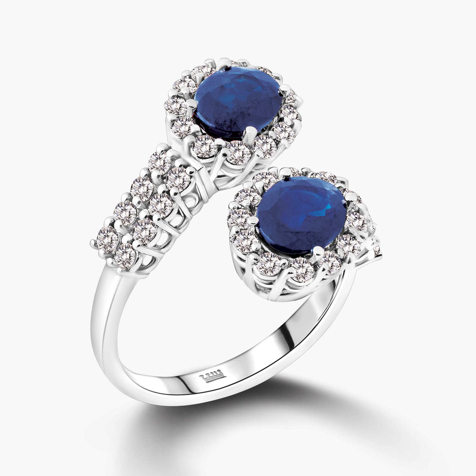 טבעת מתלפפת משובצת ספירים ויהלומים