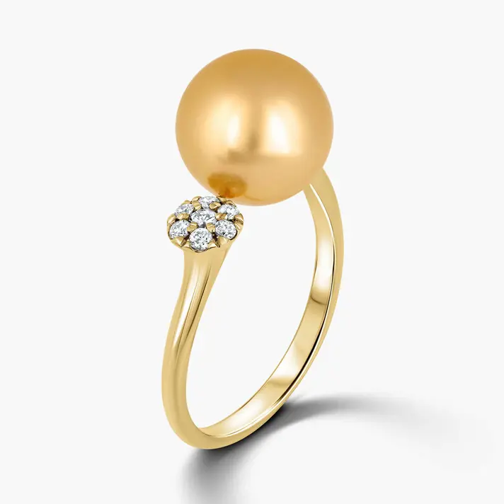 טבעת זהב משובצת פנינה צהובה ויהלום