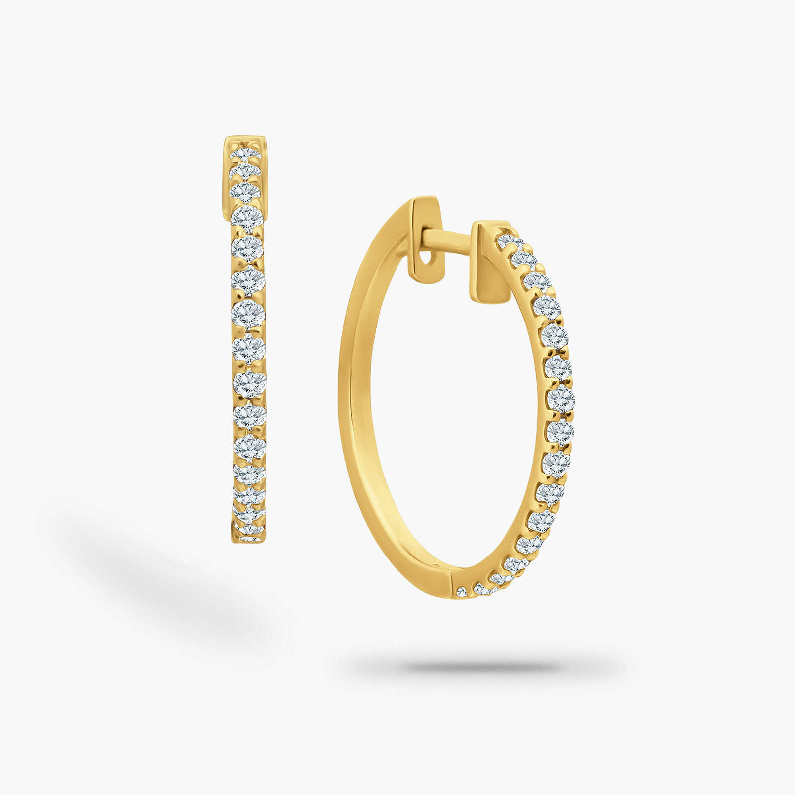 עגילי חישוק בשיבוץ יהלומים