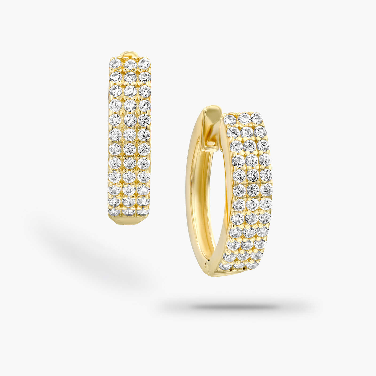 עגילי זרקונים