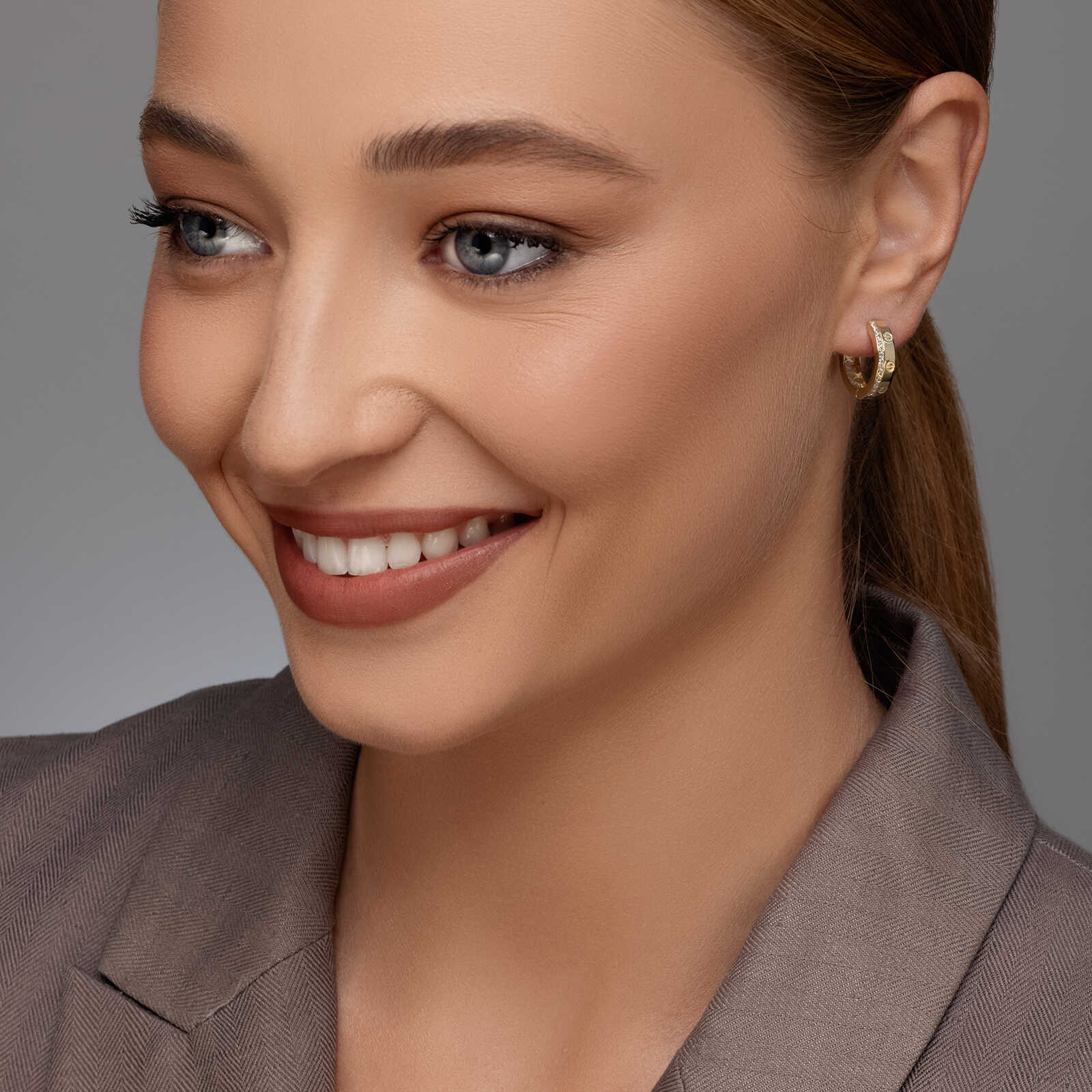 עגילי גפן חישוקי זהב