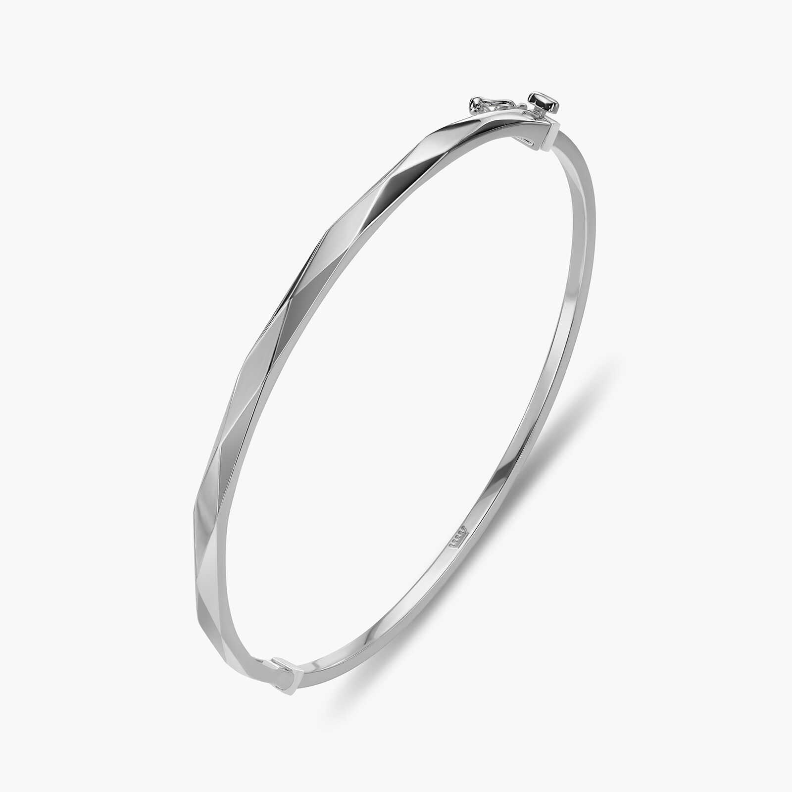 צמיד זהב קשיח בטקסטורת יהלום