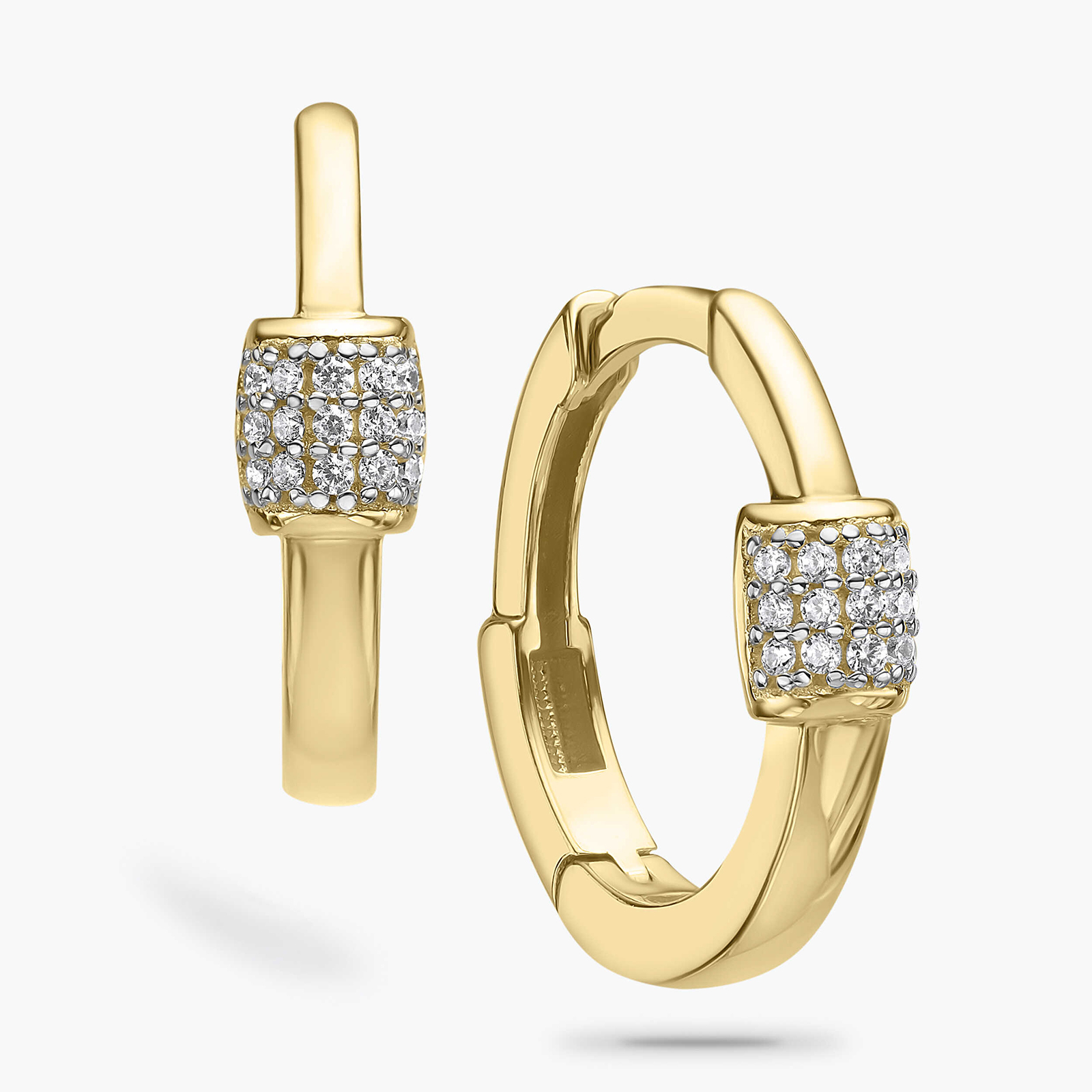 עגילי חישוק מזהב משובצים זרקונים