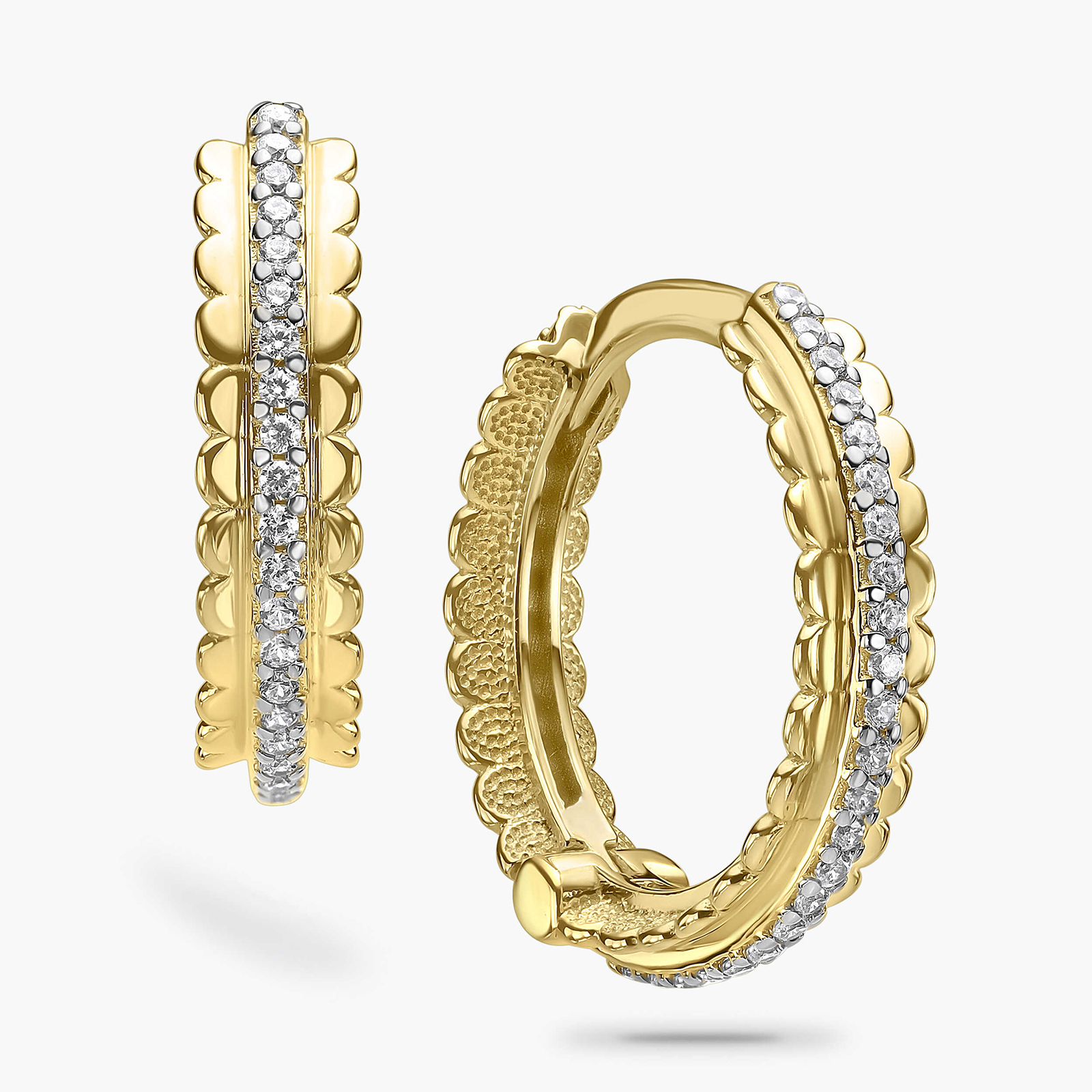 עגילי חישוק מזהב בשיבוץ זרקונים