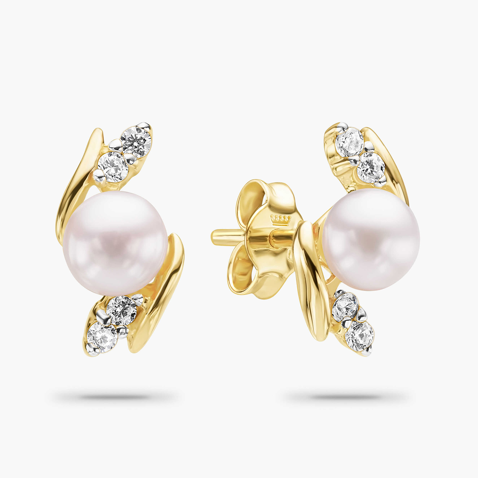 עגילי זהב משובצים בזרקונים ופנינה