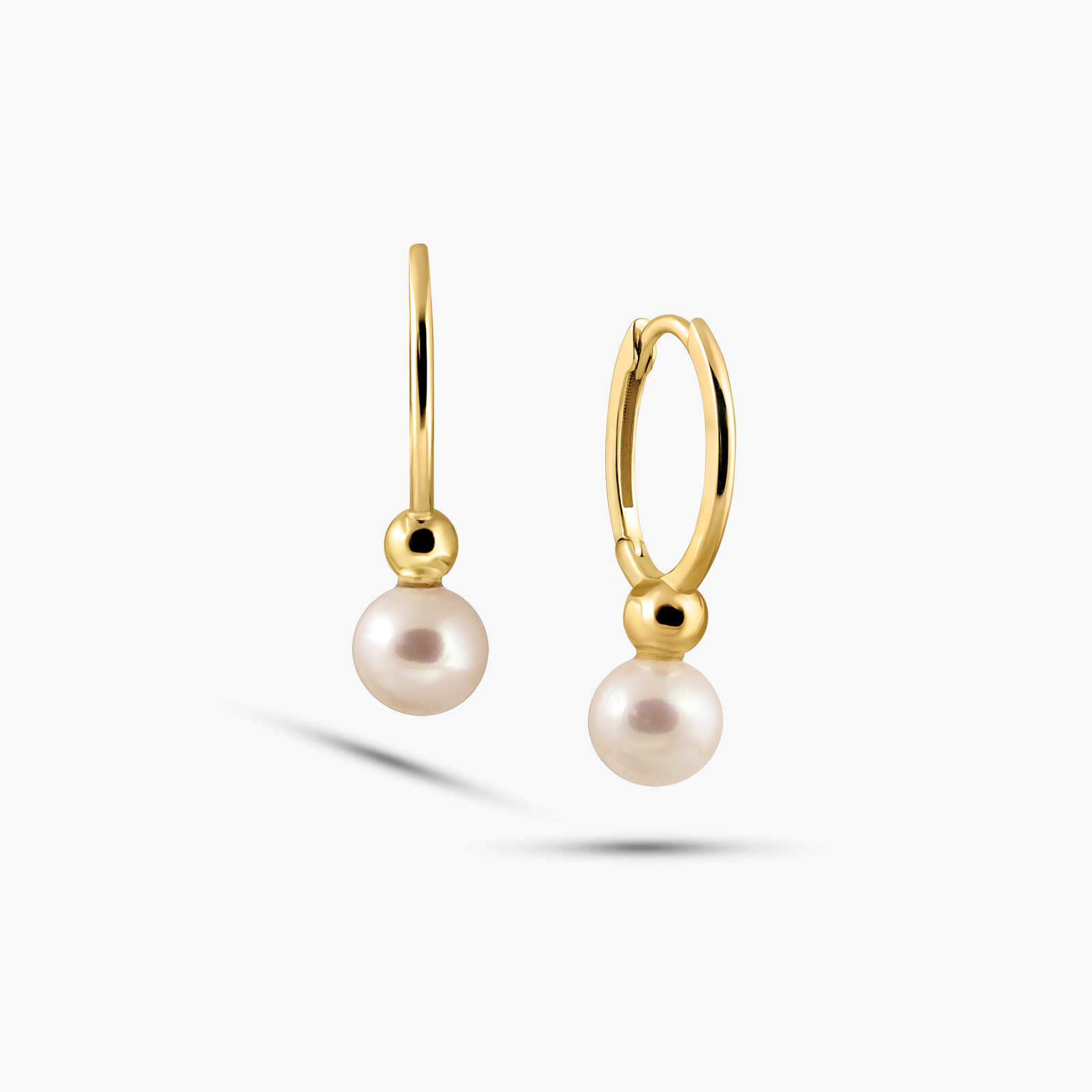 עגילי זהב בשילוב פנינה וחרוזי זהב