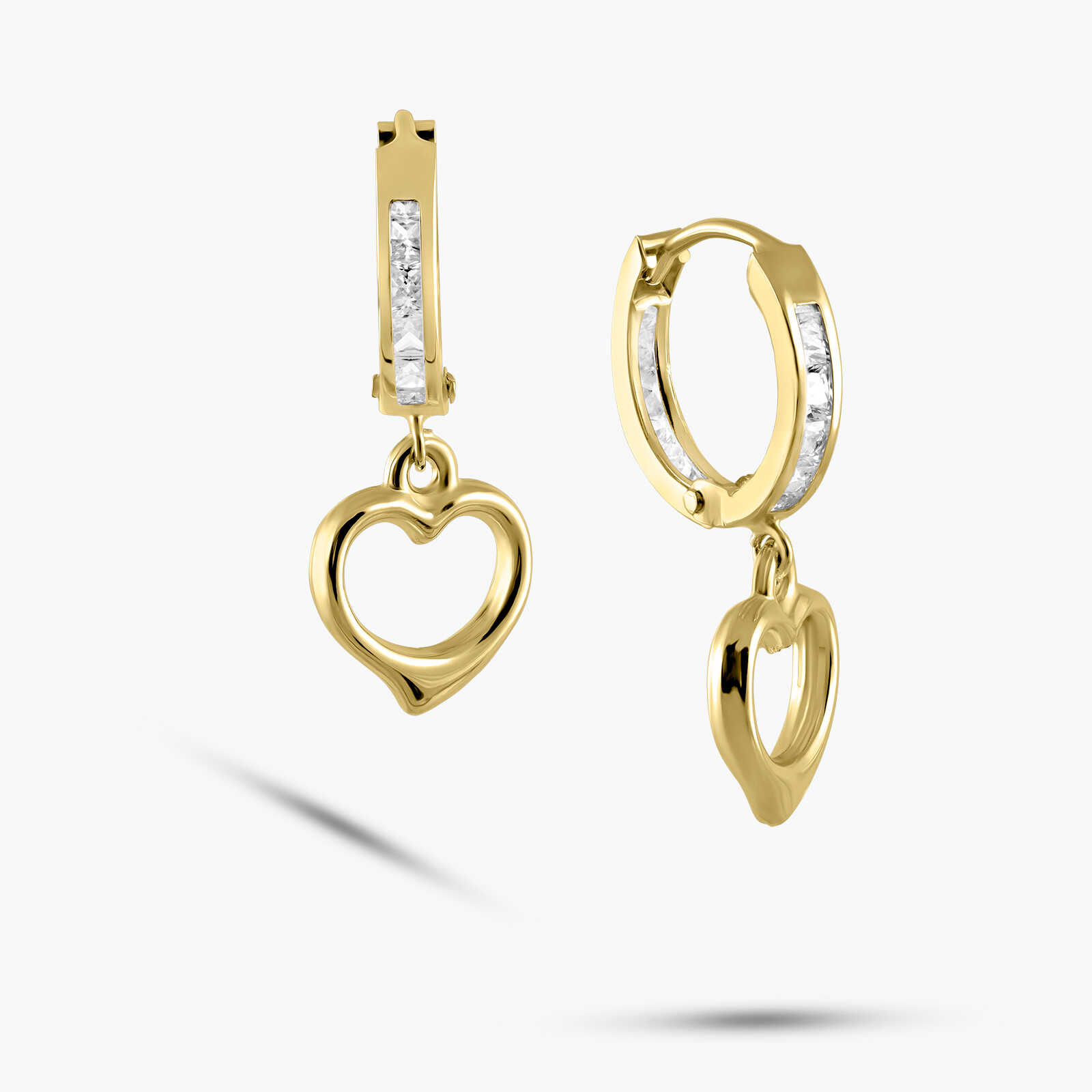 עגילי חישוק מזהב 14K עם לב בשיבוץ זרקונים