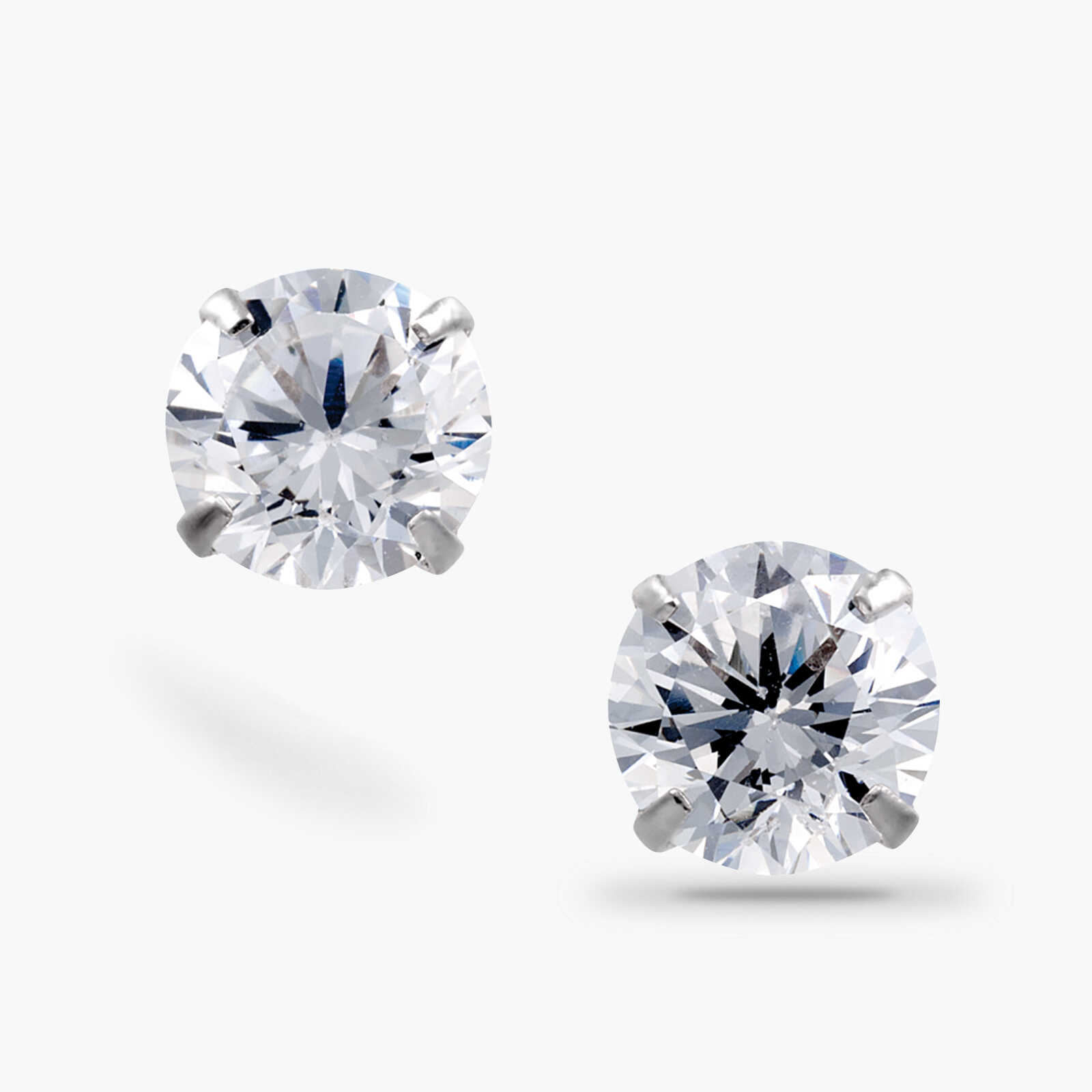 עגילי זהב לבן משובצים זרקון בקוטר 3.8 מ"מ