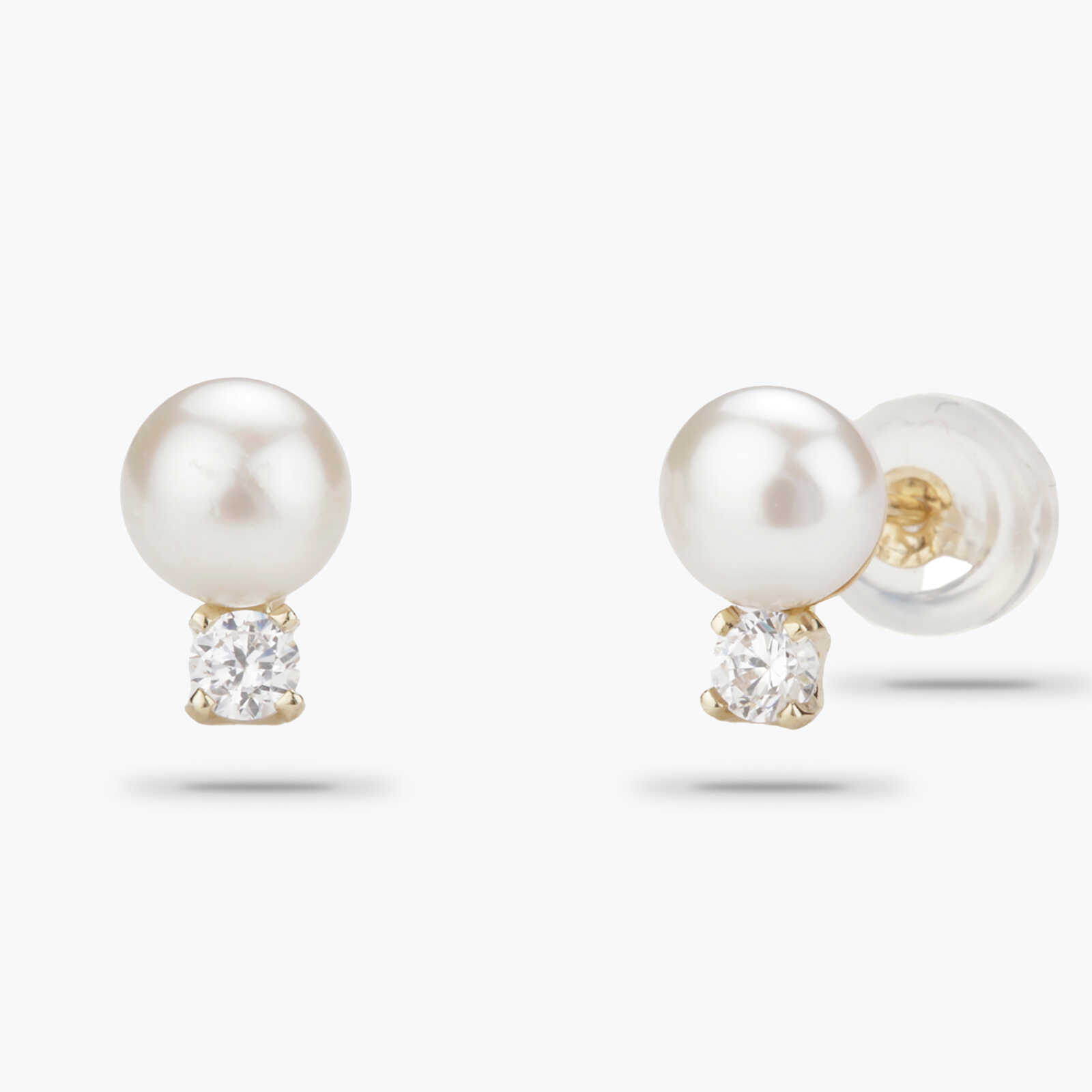 עגילי זהב משובצים בפנינים וזרקונים נוצצים